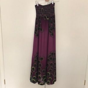 Cute maxi dress, only worn a few times!